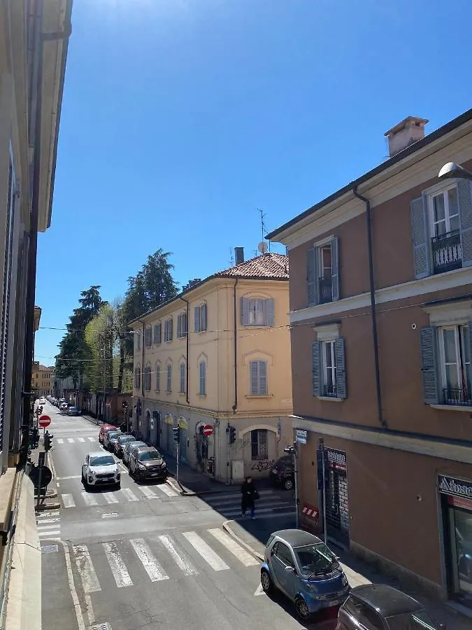 Apartment Ferienwohnung La Ringhiera Fiorita - 101 - 1 Min Centro Storico Monza