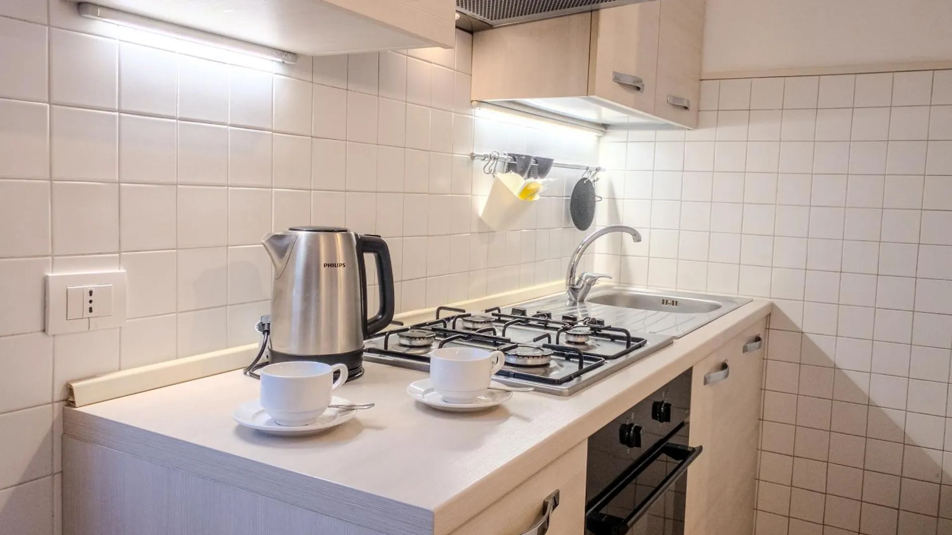 Apartment Ferienwohnung La Ringhiera Fiorita - 101 - 1 Min Centro Storico Monza